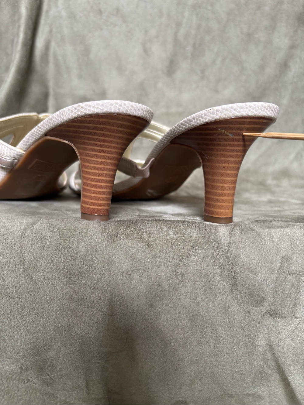 Mootsies Tootsies Vintage Y2K Retro Metallic Strappy Sandals Kitten Heels SZ 9.5 - Picture 7 of 16